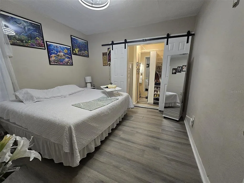 3 bed, 2.0 bath, 840 sqft, $2,500 — Photo 4