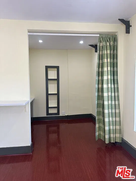 1 bed, 400 sqft, $2,195 — Photo 4