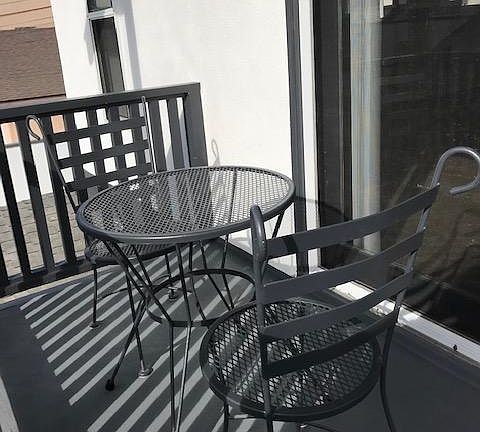 3rd image of 266 1/2 Bennett Ave #1/2