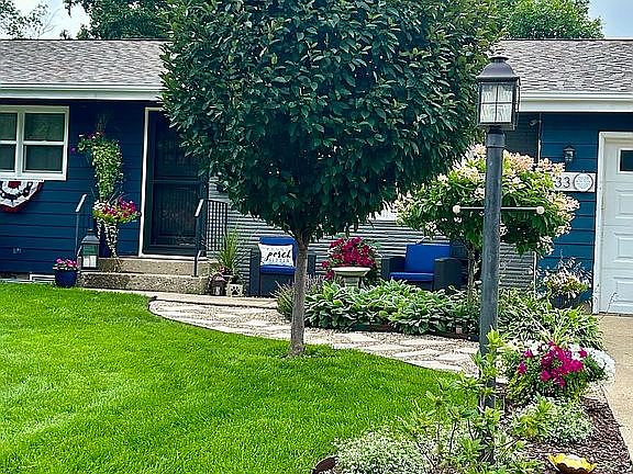4th image of 533 Prospect Dr