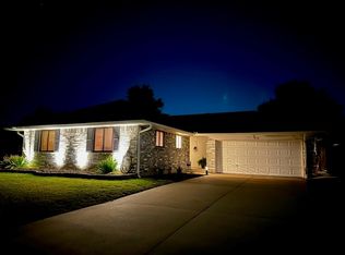 1036 SW 2nd St, Moore, OK 73160