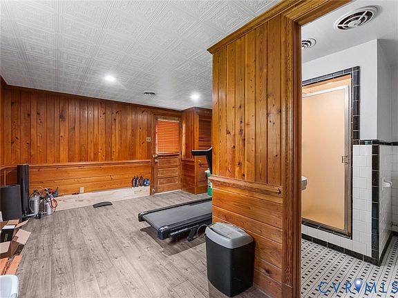 54th image of 3216 Stratford Rd