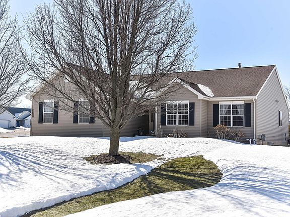 2nd image of 1401 W Wynona Dr
