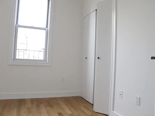 Rented by Residents Team | media 26