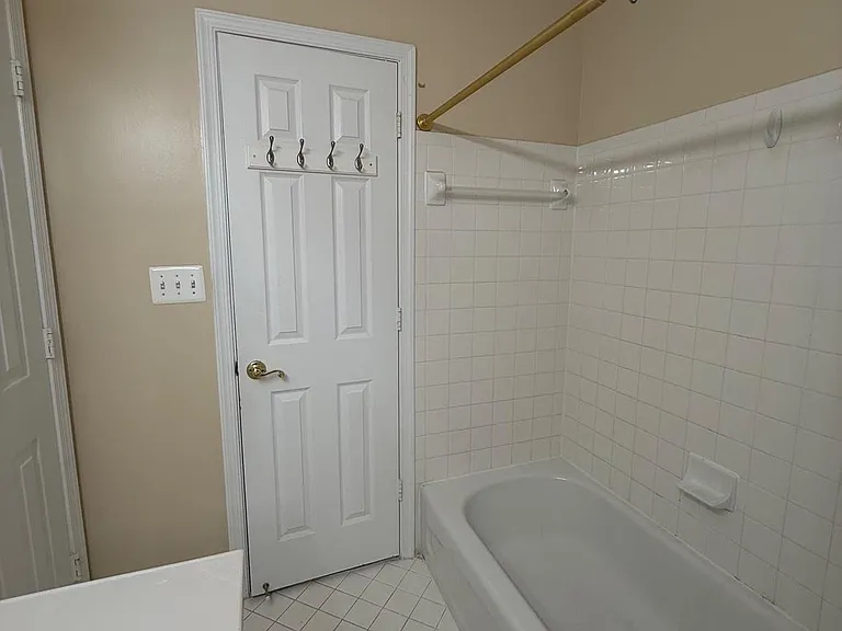 13627 Cedar Run Ln — Photo 26