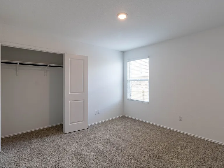 5601 Bellissima Way — Photo 20