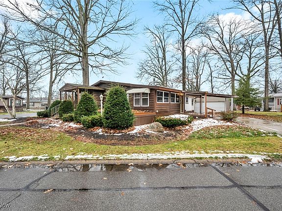 2nd image of 296 Ashwood Dr