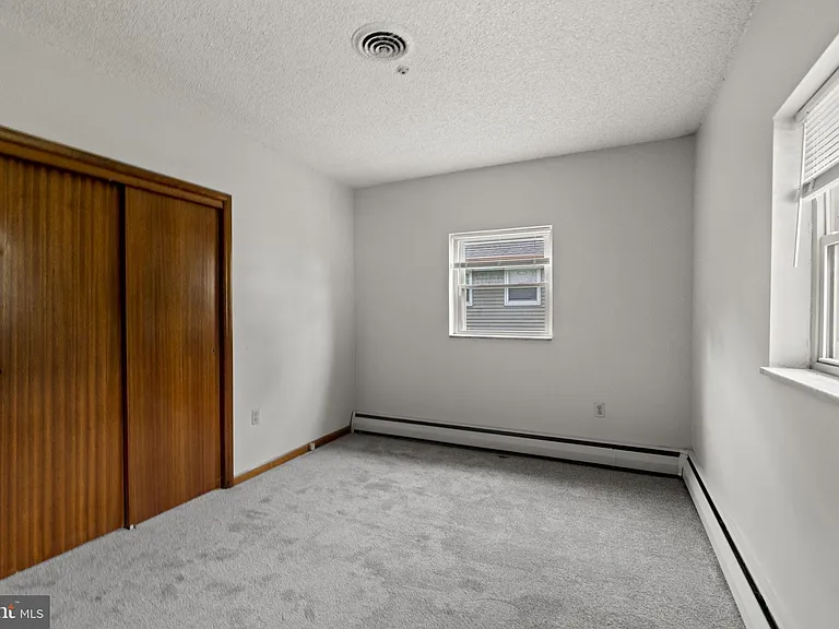 819 Mercer St — Photo 26