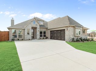 1018 Summer Grove Dr, Midlothian, TX 76065
