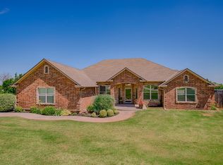 100 Lyla Glen Ct, Washington, OK 73093