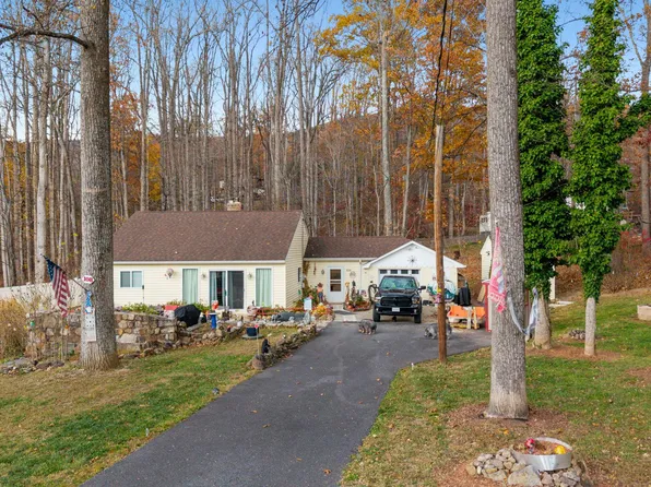 108 Cheyenne Trl, Winchester, VA 22602