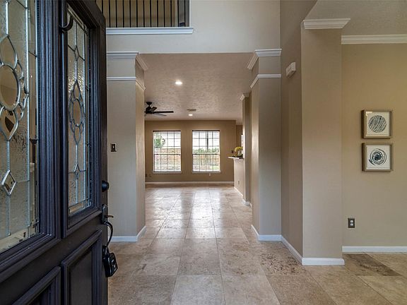 3rd image of 2501 Pinebrook Ln