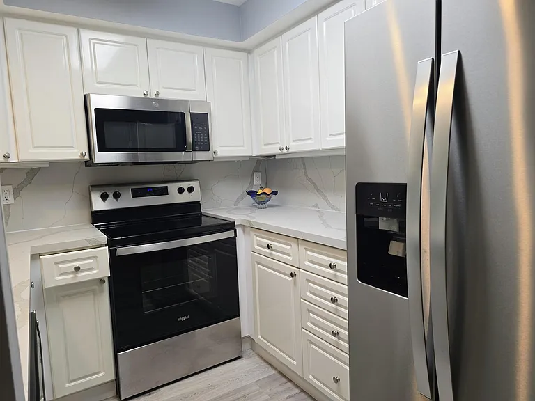 1301 River Reach Dr #111 — Photo 7