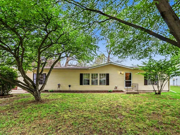 234 Birkhold St, Centreville, MI 49032