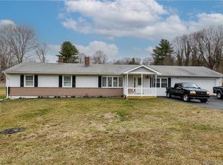 4 Grant Dr, Northford, CT 06472