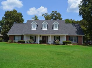 8094 Ridgemont Dr, Pineville, LA 71360