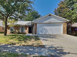 7917 Katie Ln, Watauga, TX 76148