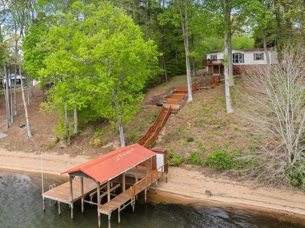 107 Lovette Ln, Gaston, NC 27832