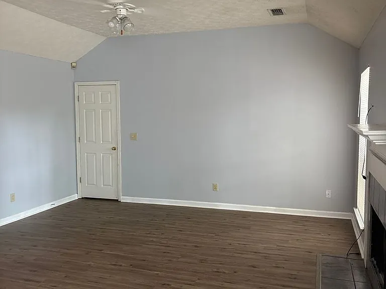 6532 Juniper Tree Ln — Photo 4