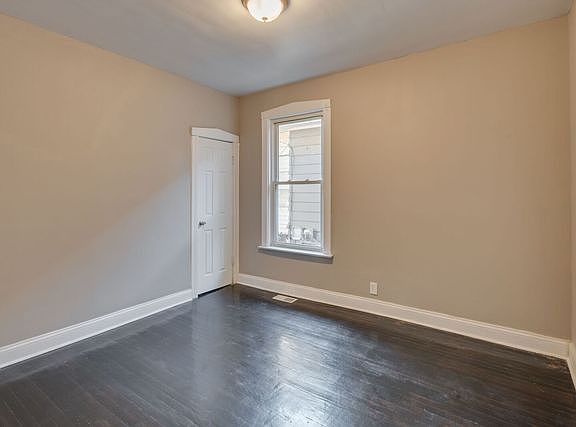 3rd image of 8149 S Dorchester Ave