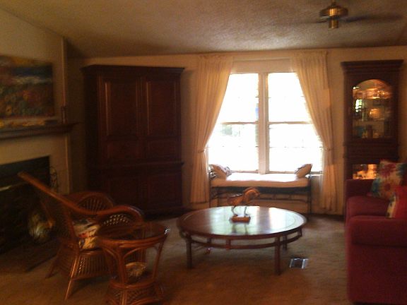 4th image of 152 Summerwind Cir W