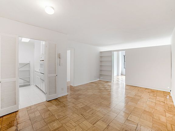 3rd image of 245 E 63rd St APT 407