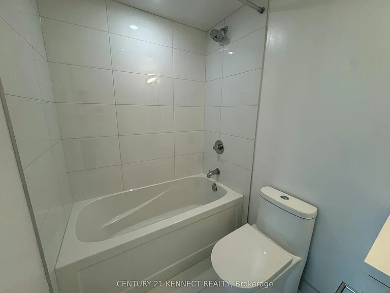 121 Saint Patrick St #1315 — Photo 10