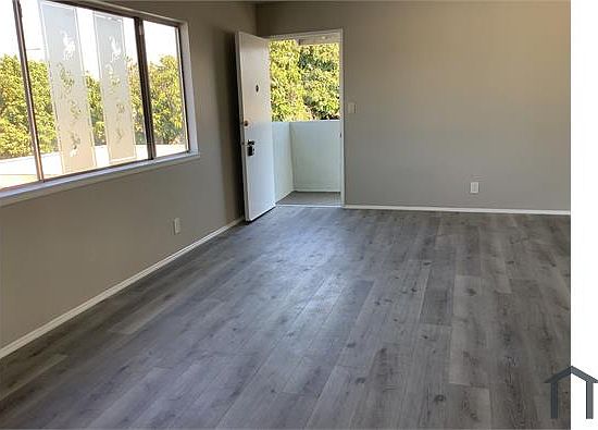 4th image of 3627 Santa Ana St #D