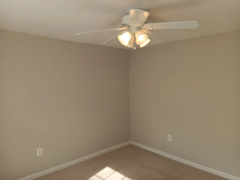 345 Silver Ridge Dr — Photo 20