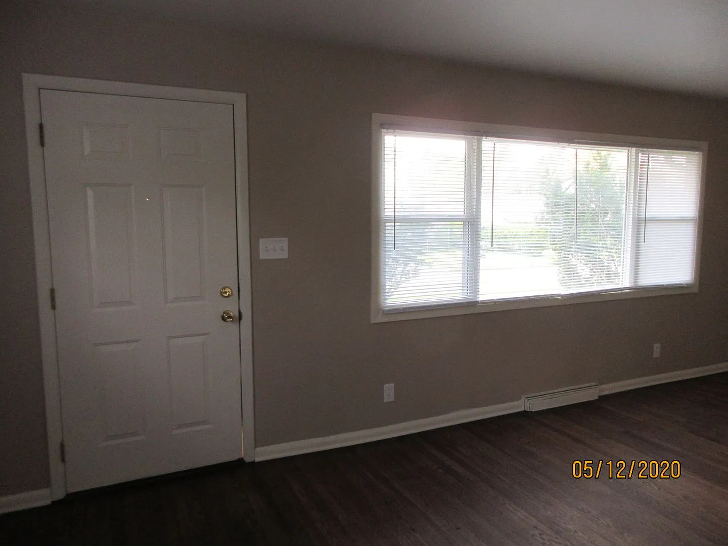 4711 Warsaw St - Great Three Bedroom Home - *Upcoming* (Not yet Showable) — Photo 4