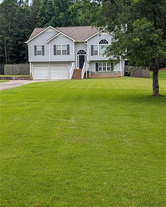 1st image of 156 Diamond Ct