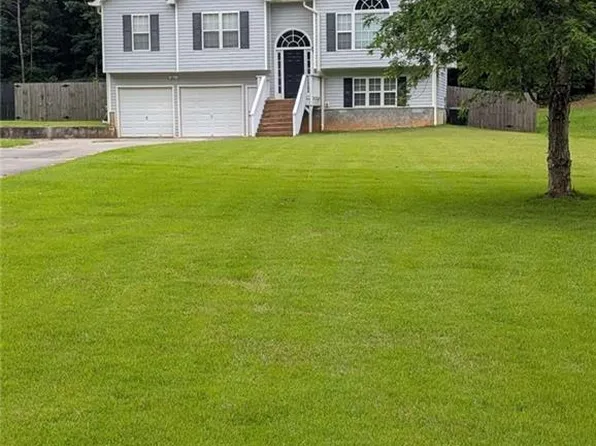 156 Diamond Ct, Carrollton, GA 30116