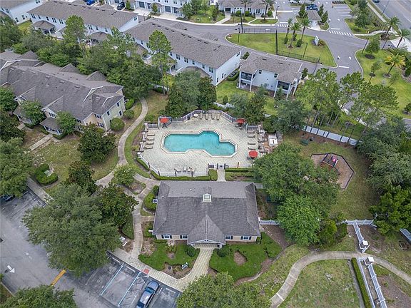 3rd image of 930 MOONLIGHT COVE ROAD #11-107