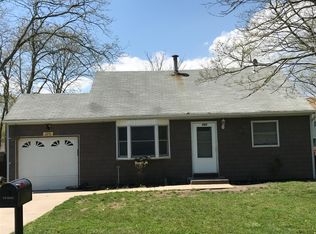 750 Provost Ave, Bellport, NY 11713