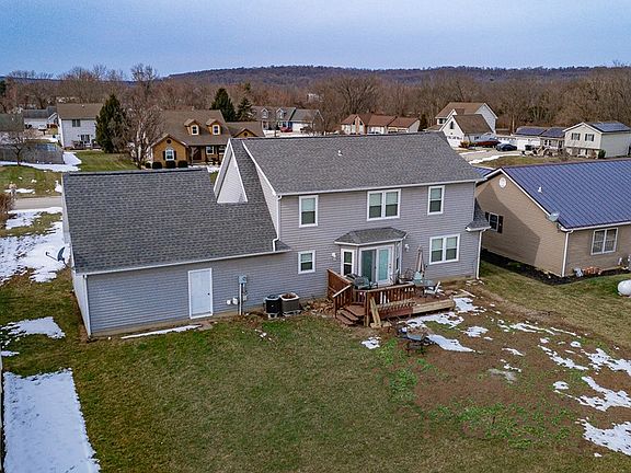 4th image of 232 Rolling Meadows Dr