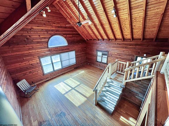 12th image of this home