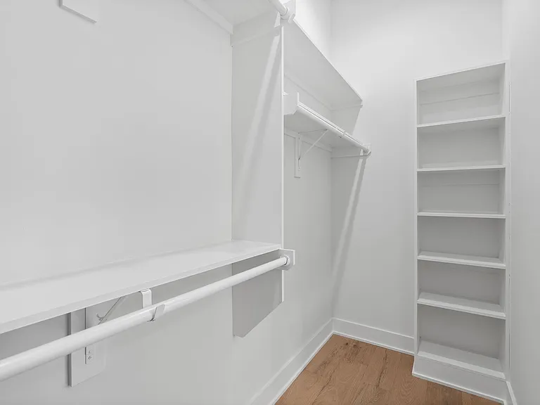 8707 Ojeman Villas Dr — Photo 37