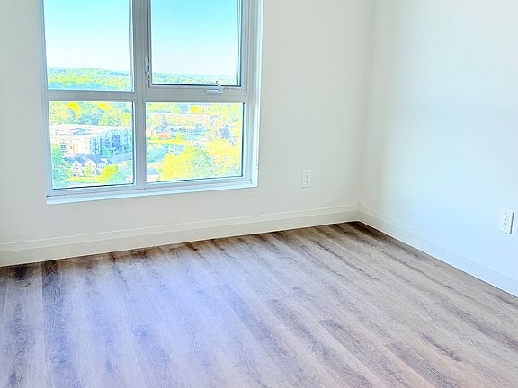 4th image of 1333 Weber St E #1510