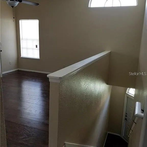 Columbia Arms Cir — Photo 4