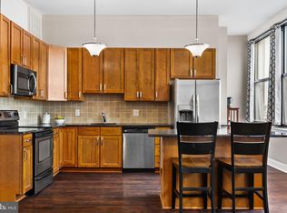 1100 S Broad St UNIT 305B, Philadelphia, PA