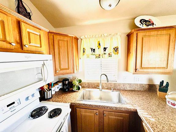 2nd image of 10442 N Frontage Rd #387