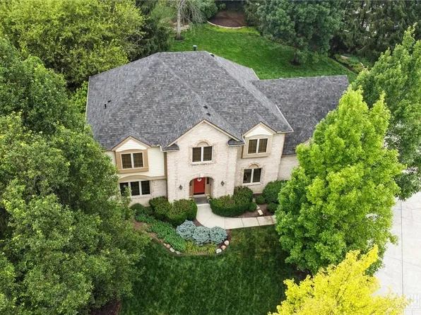 10215 Blossom Wood Ct, Dayton, OH 45458