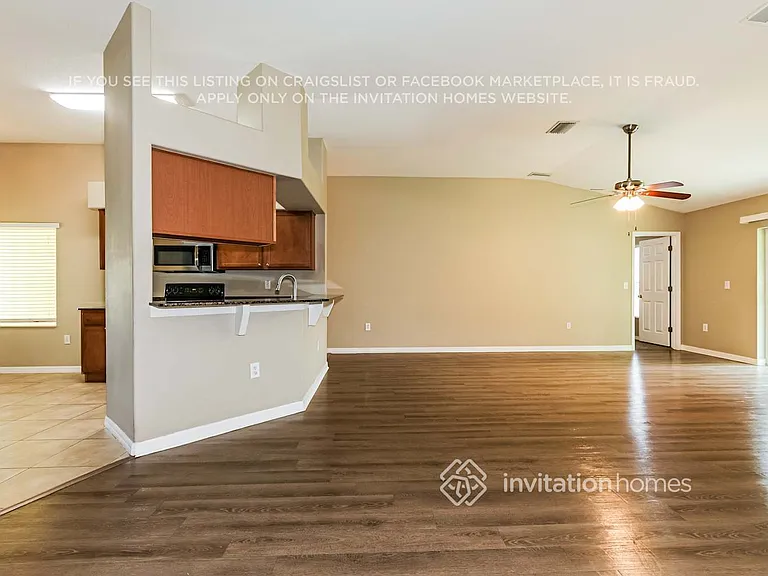 7205 Royal George Ct — Photo 6