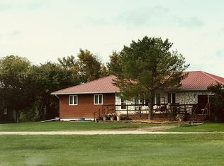 15977 400th Ave NW, Warren, MN 56762