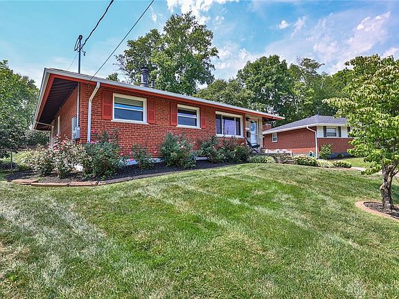 2nd image of 10468 Wintergreen Ct