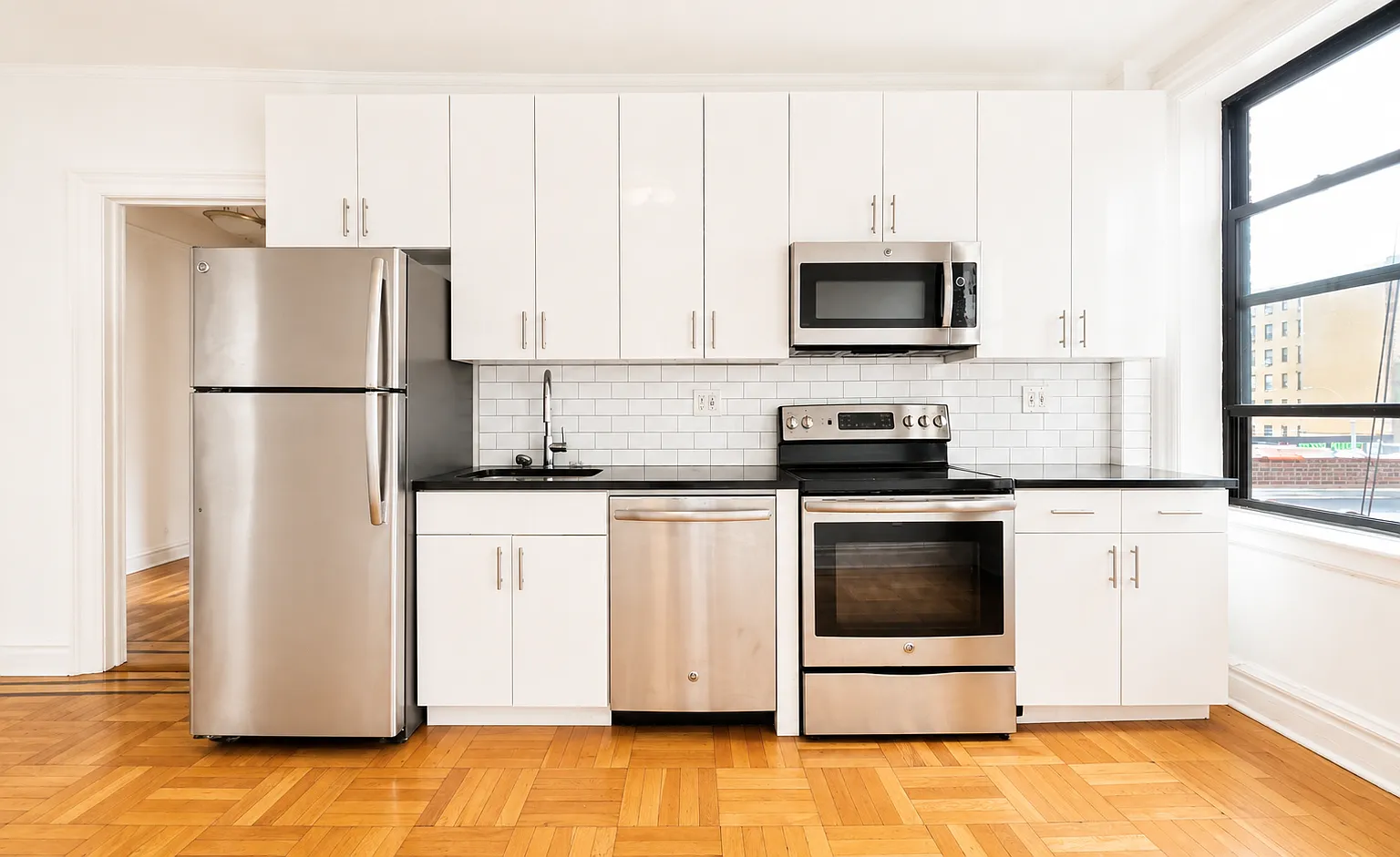 615 Fort Washington Avenue — Photo 4