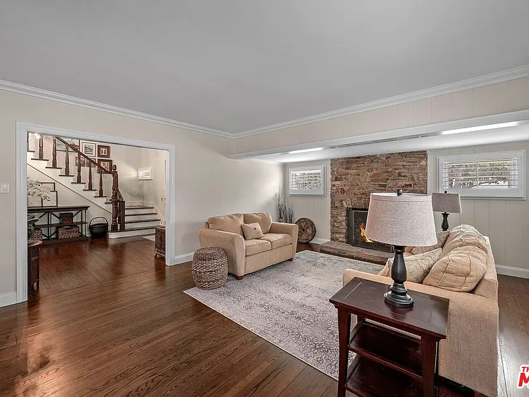 15434 Sutton St — Photo 9