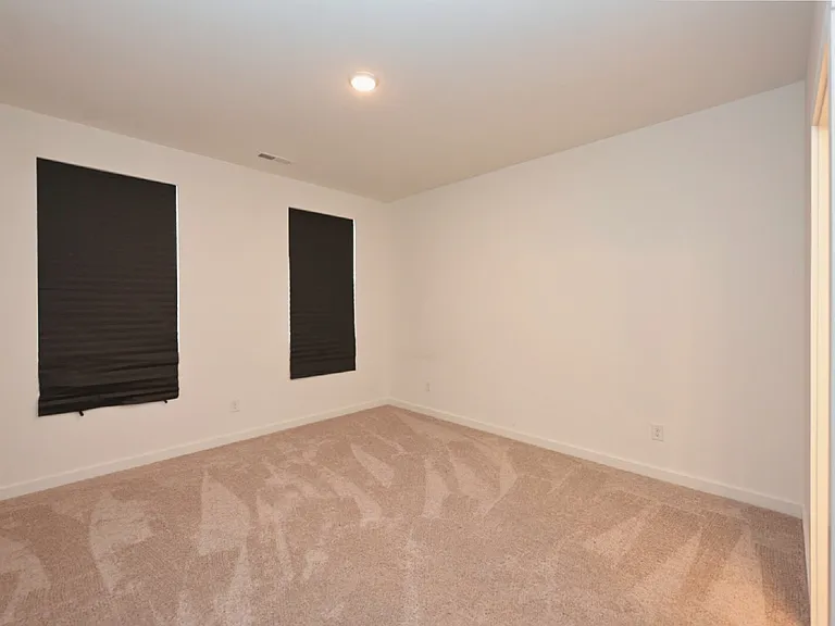 7187 Sutton Dr — Photo 19