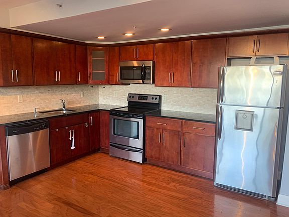 2nd image of 60 Parkway Dr E APT 3L