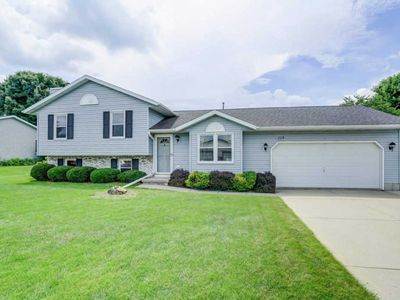 209 Kay Dr, Waunakee, WI, 53597